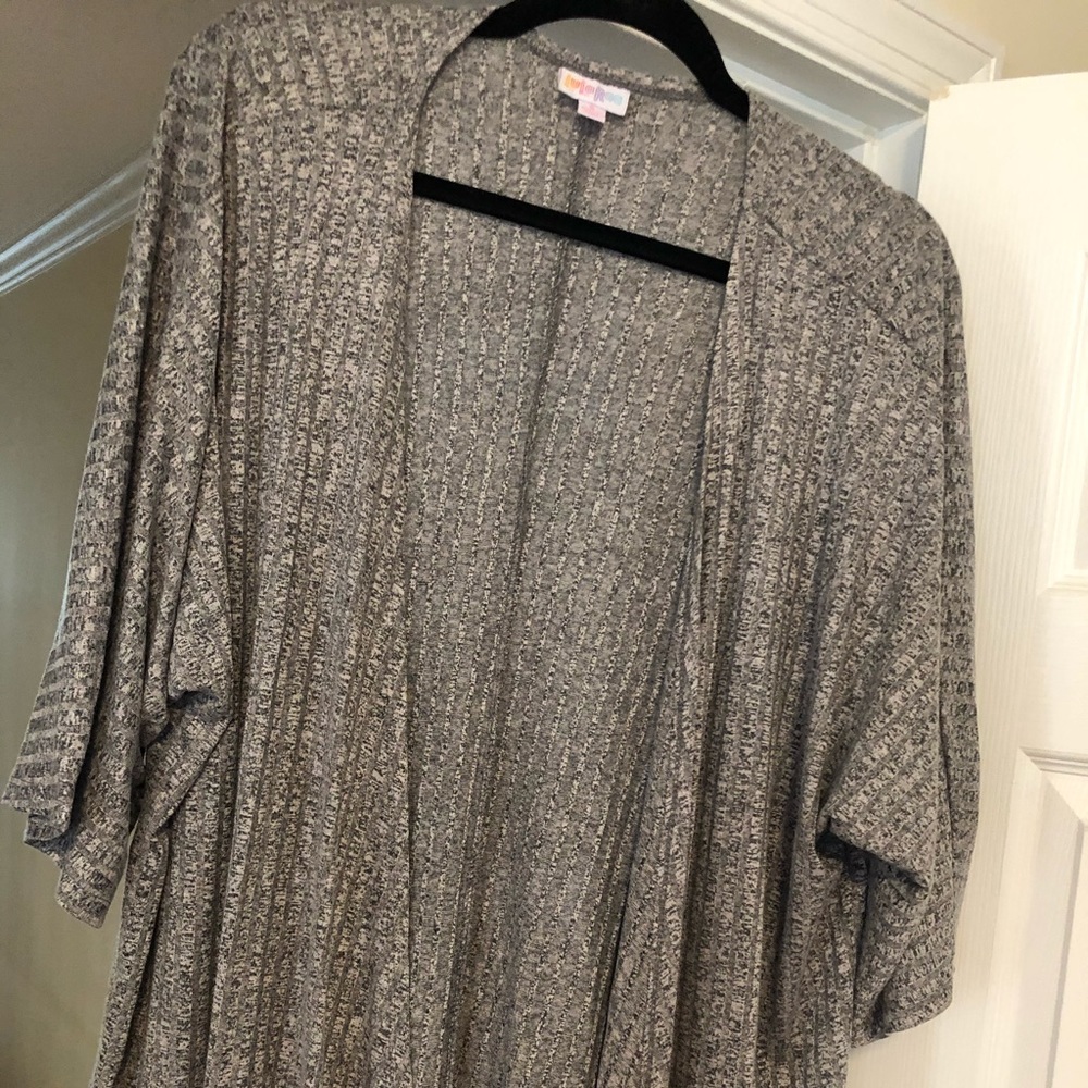 LuLaRoe kimono
